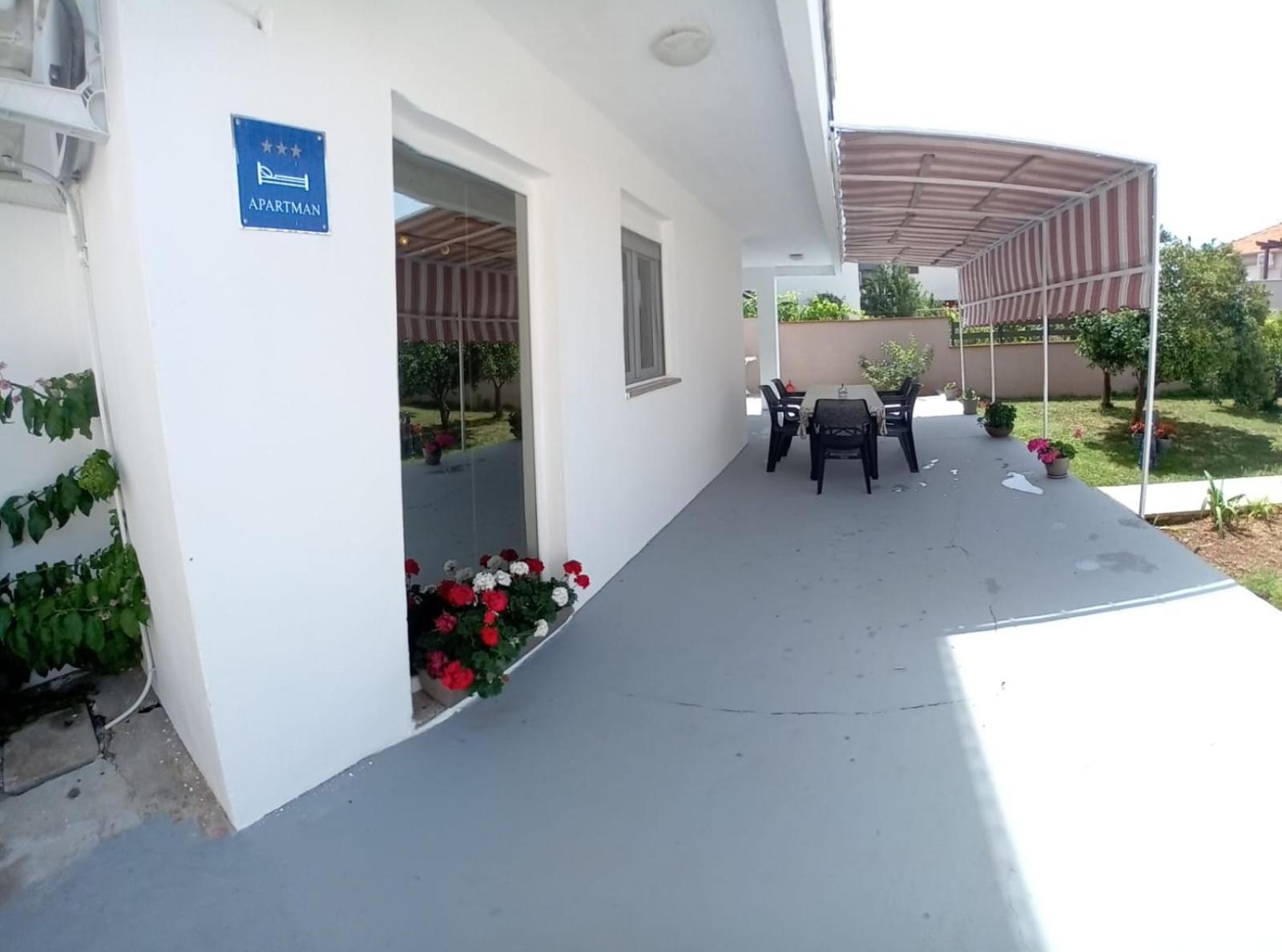 Apartman Naomi Bibinje Quarto foto